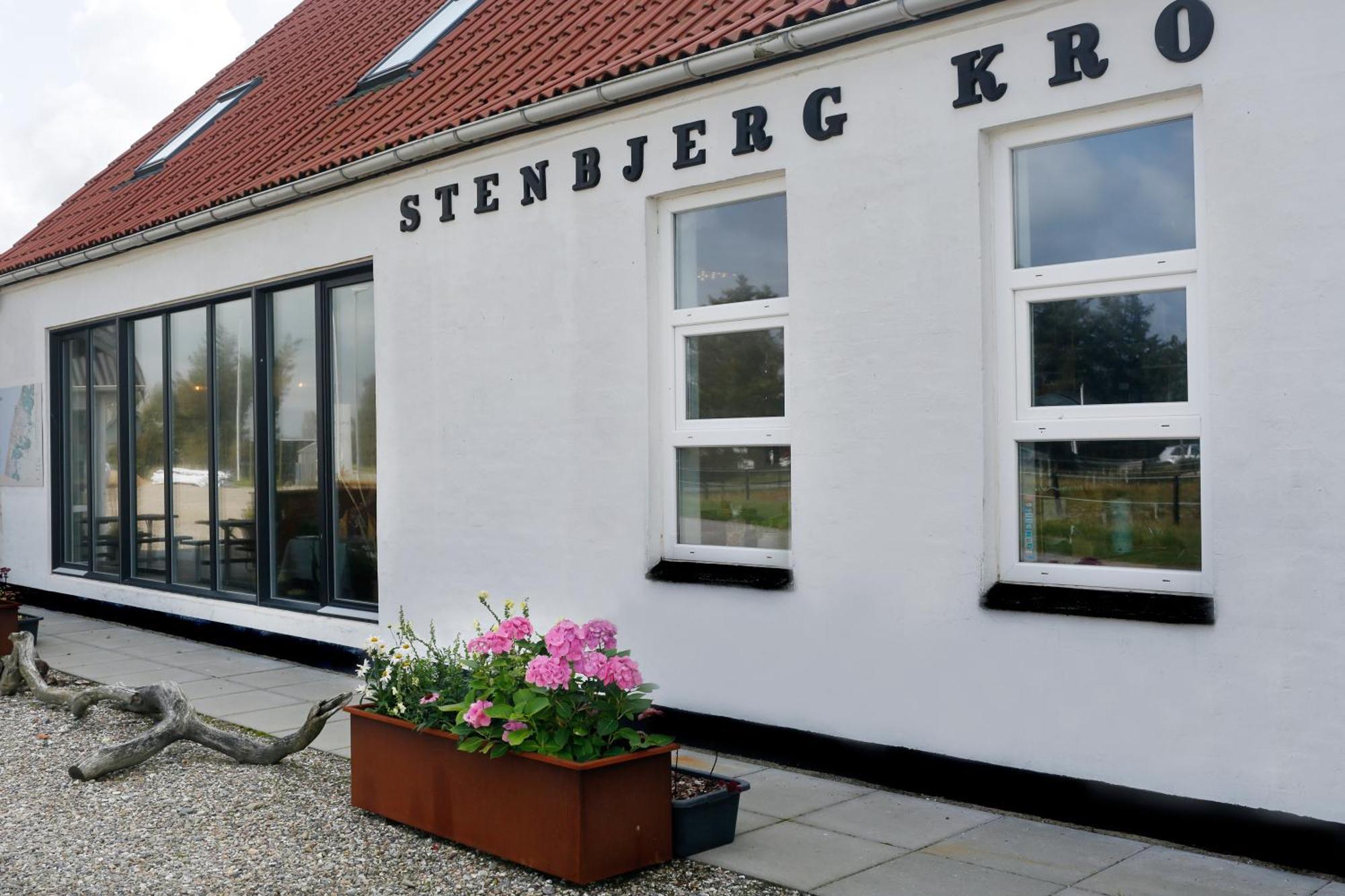 Stenbjerg Kro & Badehotel Snedsted ภายนอก รูปภาพ